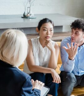 Divorce Attorney vs. Mediator: Which Is Right for Your Divorce?